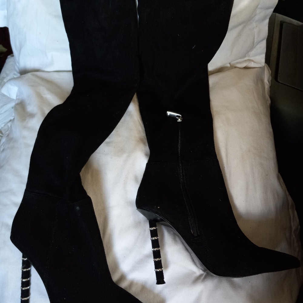 Women's JLo over the knee boots